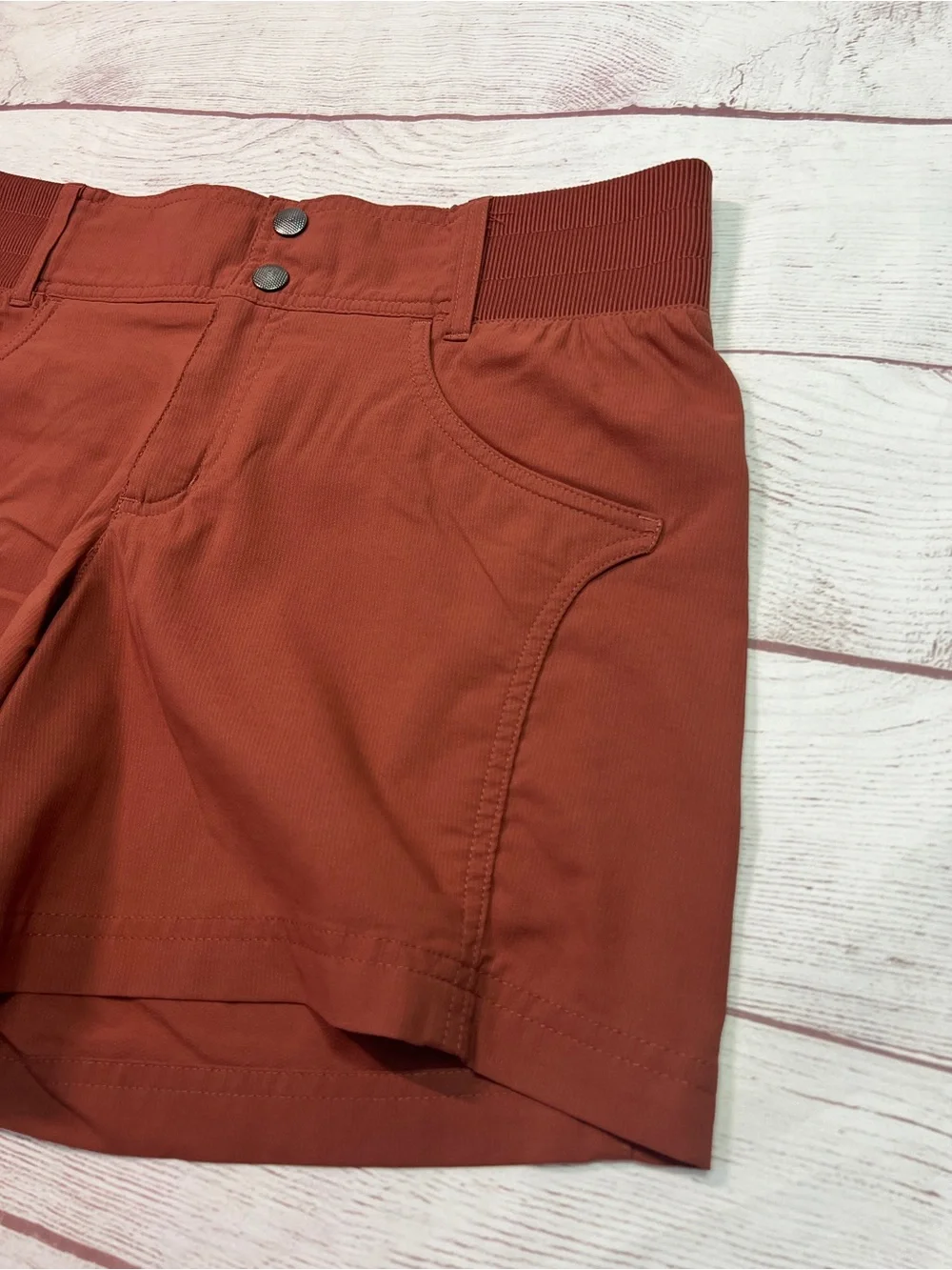 Title Nine Clamber 2.0 Hiking Shorts - 6 - rust red orange stretch 5" inseam - Picture 3 of 13